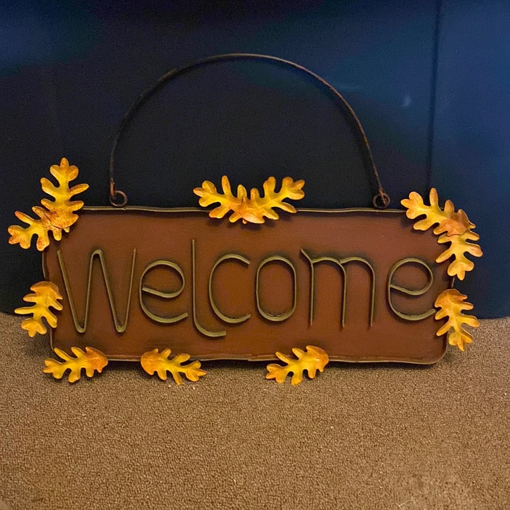 Welcome fall wall hanging
